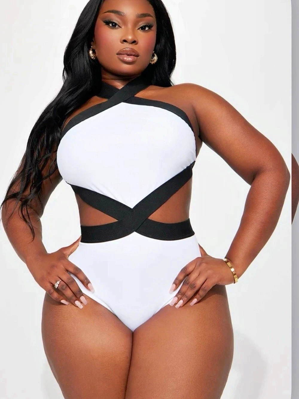Fashion Nova 
One Piece Swimsuit Color Block White & Black XL NWT